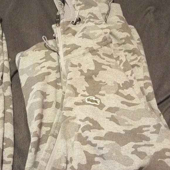 Men's Large Grey Army Camo Lacoste Sweat suit - Picture 3 of 13